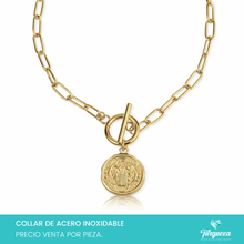 Cargar imagen en el visor de la galería, Collar San Benito Dorado Acero Inoxidable
