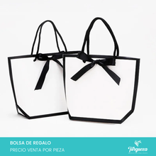 Load image into Gallery viewer, Envoltura de Regalo Blanco con Negro (14x17x7cm)

