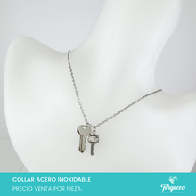 Cargar imagen en el visor de la galería, Collar Llaveciras Plateadas Acero Inoxidable
