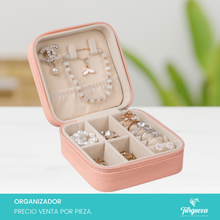 Cargar imagen en el visor de la galería, Joyero Vinipiel Rosa Salmon Mini Estuche Organizadora de Joyería
