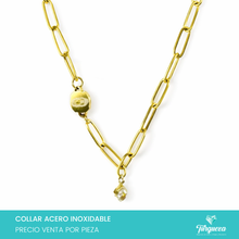 Cargar imagen en el visor de la galería, Collar Virgen Zirconia Dorado Acero Inoxidable
