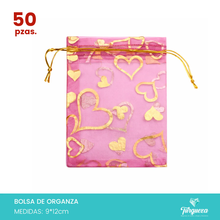 Cargar imagen en el visor de la galería, Bolsa de Organza Rosa Fiusha con Corazones Dorados (50pzas 9x12cm)
