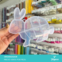 Cargar imagen en el visor de la galería, Caja Organizadora de Plástico Conejo perfil
