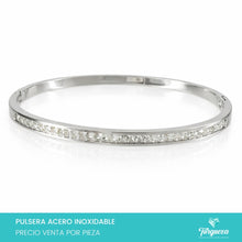 Cargar imagen en el visor de la galería, Brazalete Love Zirconias Plateado Acero Inoxidable

