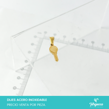 Load image into Gallery viewer, Dije Llavecita Dorada Acero Inoxidable
