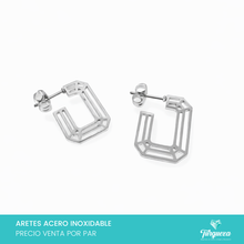 Load image into Gallery viewer, Arete Cuadros Plateados 1.5cm Acero Inoxidable
