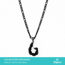 Load image into Gallery viewer, Collar Escorpion Negro Carter Acero Inoxidable

