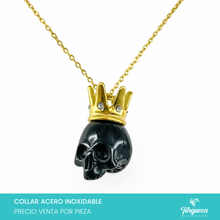Cargar imagen en el visor de la galería, Collar Calavera Negra Corona con Zirconias Dorado Acero Inoxidable
