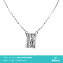 Load image into Gallery viewer, Collar Escapulario Virgen Plateado Acero Inoxidable
