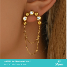 Cargar imagen en el visor de la galería, Arete Arco con Zirconias y cadenas Dorado  (4cm)  Acero Inoxidable
