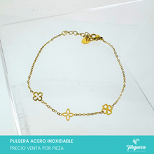 Load image into Gallery viewer, Pulsera Treboles Dorada Acero Inoxidable
