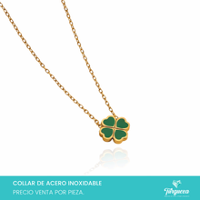 Cargar imagen en el visor de la galería, Collar Trebol Verde Dorado Acero Inoxidable
