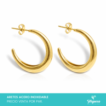 Load image into Gallery viewer, Arete Arracada Media Luna MED Dorado 2.5cm Acero Inoxidable
