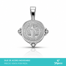 Load image into Gallery viewer, Dije Medalla San Benito Plateado Acero Inoxidable

