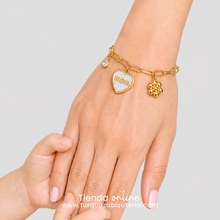 Cargar imagen en el visor de la galería, Pulsera Charms Mom Ajustable Dorada Acero Inoxidable
