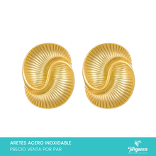 Load image into Gallery viewer, Aretes Abanico  Econtrado Con Textura Dorado 3cm Acero Inoxidable
