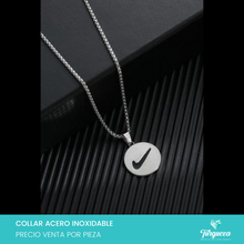 Cargar imagen en el visor de la galería, Collar Palomita N Plateado Cadena Acero Inoxidable - Dije  Rodio
