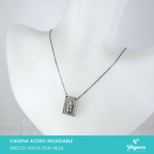 Load image into Gallery viewer, Collar Escapulario Virgen Plateado Acero Inoxidable
