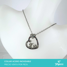 Cargar imagen en el visor de la galería, Collar Corazon Elefante Mamá+Hijos Plateado Acero Inoxidable
