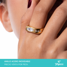 Load image into Gallery viewer, Anillo Chunky con Zirconia Oval Dorado Acero Inoxidable

