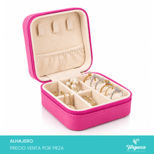 Load image into Gallery viewer, Joyero Vinipiel Rosa Muñeca Mini Estuche Organizadora de Joyería
