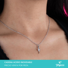 Load image into Gallery viewer, Collar Flor Plateado Acero Inoxidable
