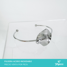 Cargar imagen en el visor de la galería, Brazalete Placa Irregular Ajustable Plateado Acero Inoxidable
