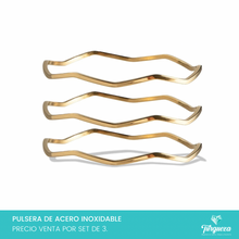 Load image into Gallery viewer, Brazalete Fin de Semana Ondulado Dorado Acero Inoxidable

