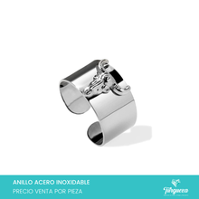 Cargar imagen en el visor de la galería, Anillo Toro Plateado Acero Inoxidable

