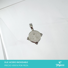 Load image into Gallery viewer, Dije Medalla San Benito Plateado Acero Inoxidable
