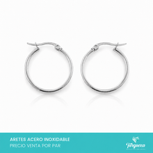Cargar imagen en el visor de la galería, Arracadas Clásicas 2.5cm Plateada Acero Inoxidable

