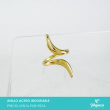 Load image into Gallery viewer, Anillo Curly Dorado Acero Inoxidable
