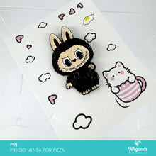 Cargar imagen en el visor de la galería, Pin #P1 Monstruo lab ubu
