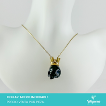 Load image into Gallery viewer, Collar Ojos Corona Negra Corona con Zirconias Acero Inoxidable
