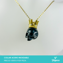 Load image into Gallery viewer, Collar Ojos Corona Negra Corona con Zirconias Acero Inoxidable
